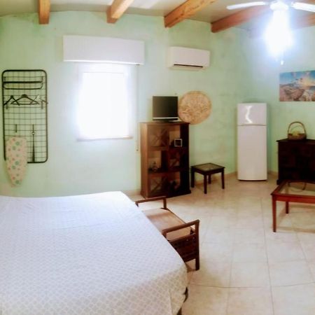 Casa Degli Oleandri Hotel Alcamo Eksteriør billede